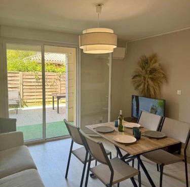 Pampa House - T2 Piscine - Clim et Parking