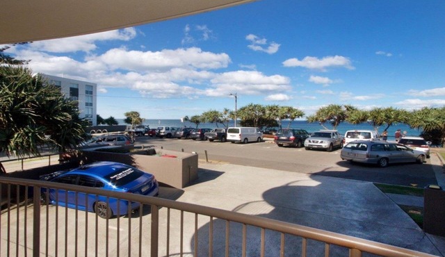 Pandanus Shores Unit 2 Kings Beach QLD