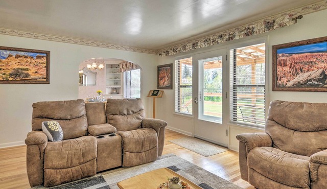 Panguitch Home w/Patio ~ 24 Mi to Bryce Canyon