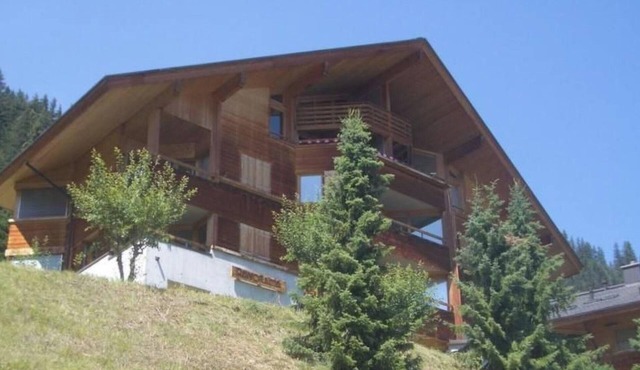 Panorama 2 Bett Wohnung by Interhome