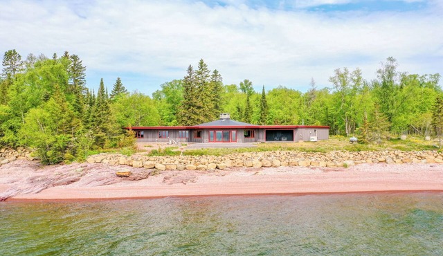 Panorama House - Lake Superior - Grand Marais, MN - Cascade Vacation Rentals
