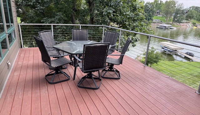 Panorama Lake House Retreat - Sleeps 12