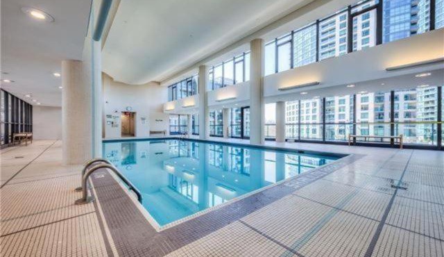 Panorama Luxe Suites - Prime Downtown Location