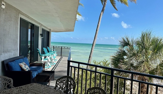 Panoramic 3BR/3BA Condo - Direct Beach Ocean Front