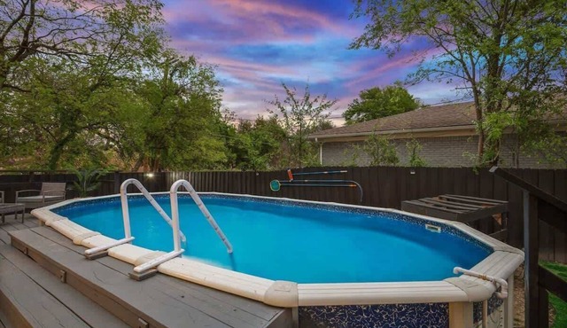 Panoramic 4BR/3B Home with Pool, Grill, Sauna & Game Room
