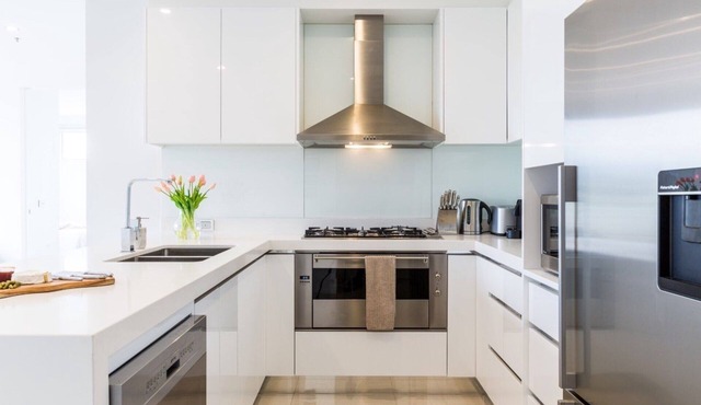 Panoramic City Views in Funky Fitzroy