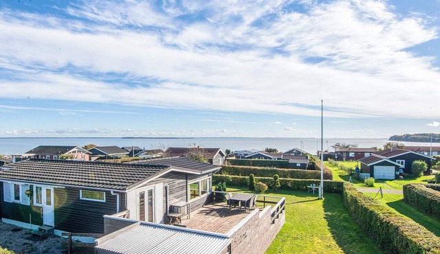 Panoramic Cottage Retreat-By Traum