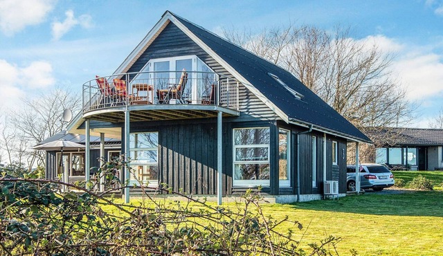 Panoramic Fjord Retreat with Spa Bath