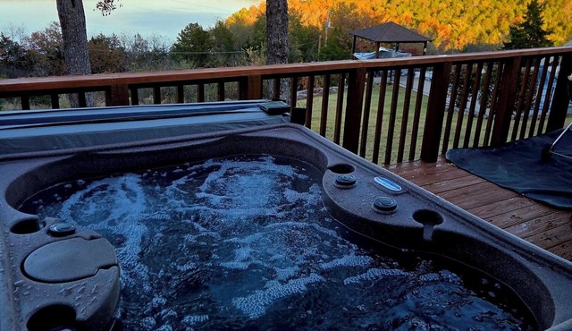 Panoramic Lake View Condo #14 w/Private Hot Tub