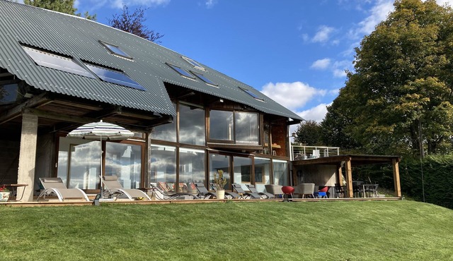 Panoramic lake view (600m)! ATYPIQUE Chalet ARCHITECTE-View VIDEO DRONE