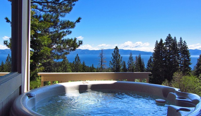 Panoramic Lake View Home,Tahoe City,New Remdl,HotTub,EVchrgr,Private Beach Club!