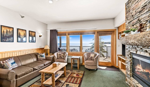 Panoramic Lake Views | 2BR w/King Suite | Pools