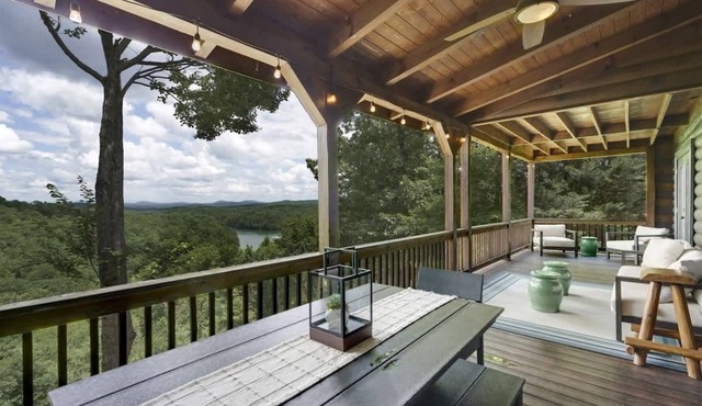 Panoramic Mtn and Lake Views, Luxurious Comfort