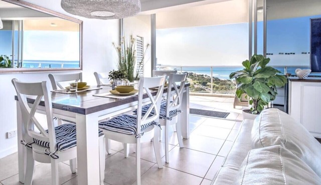 Panoramic Ocean Views At Maroochydore