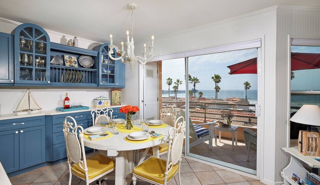 Panoramic Ocean View White Sandy Beaches Community Jacuzzi