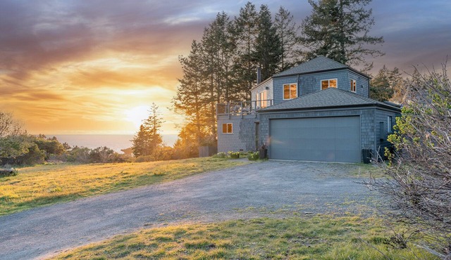 Panoramic Ocean Views Serene, Updated Architectural Gem with Hot Tub