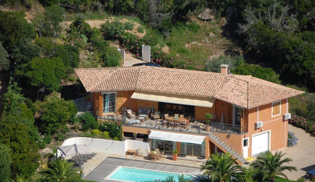Panoramic Sea View Villa – Heated Pool