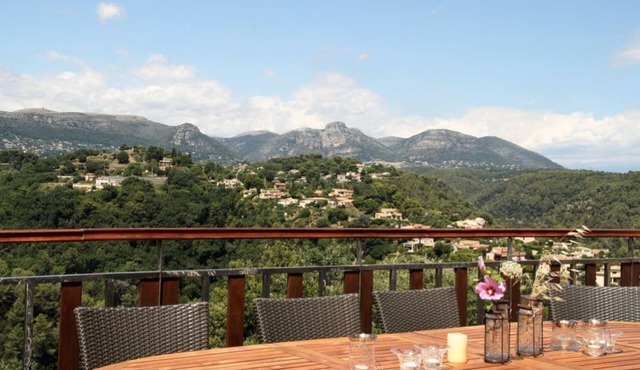 Panoramic Villa with pool up to 10/12 people