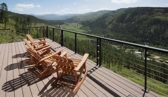Panoramic Valley Retreat | Exec Home w/Deck, Lake Views, Game Room - 30+