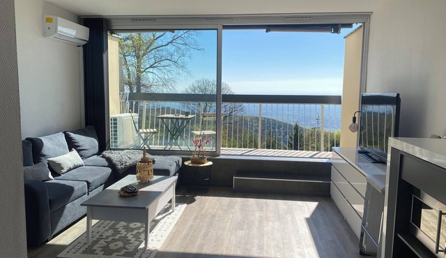 Panoramic view studio