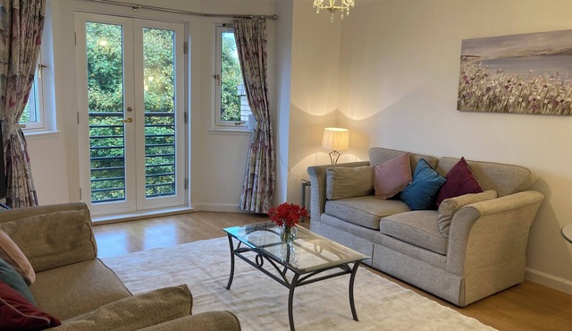 Panoramic views from this 5* apartment with wifi & parking close to the City