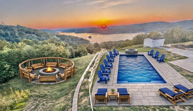 Panoramic VIEWS! Luxury Norris Lake & Mountain Retreat w Pool, Spa, & Beachfront