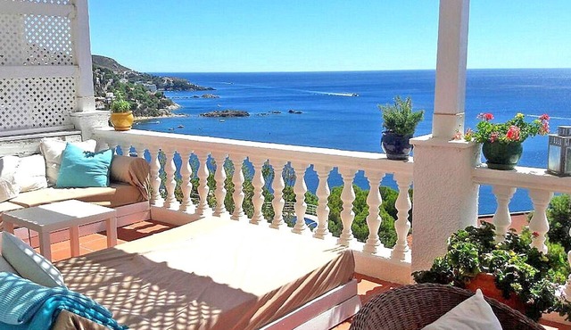 Panoramic Villa 5min from the beach: 2 Apartments for 8 Guests 2 parking 🌊✨