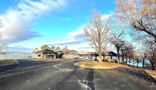 PANORAMIC WATERFRONT THE LODGE AT STONY POINT VACATION GETAWAY & WEDDINGS