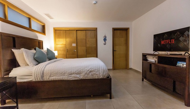 PanoramicView| Beachfront| Fast WiFi| FullKitchen