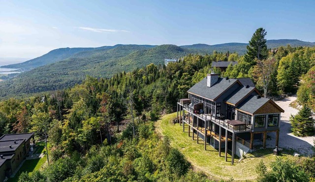 Panoramique 57: Stunning Views & Spacious Comfort