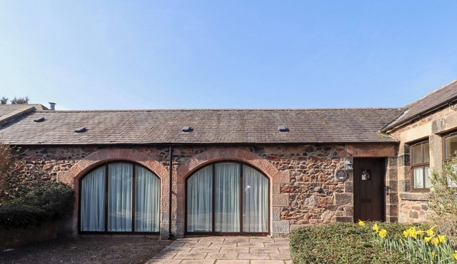 PANSY PLOT, pet friendly, character holiday cottage in Wooler