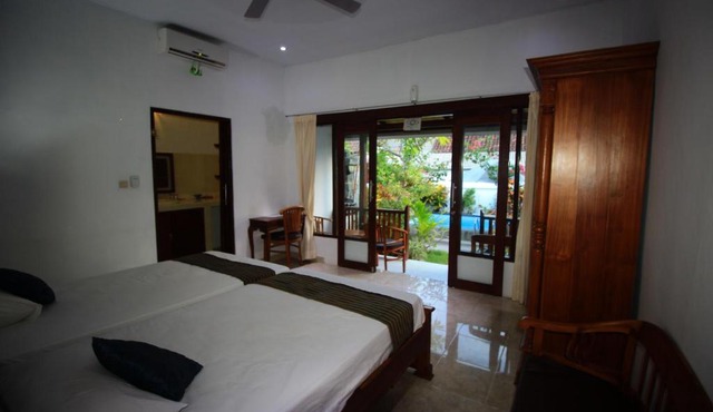 Pantai Bungalow Lembongan Island