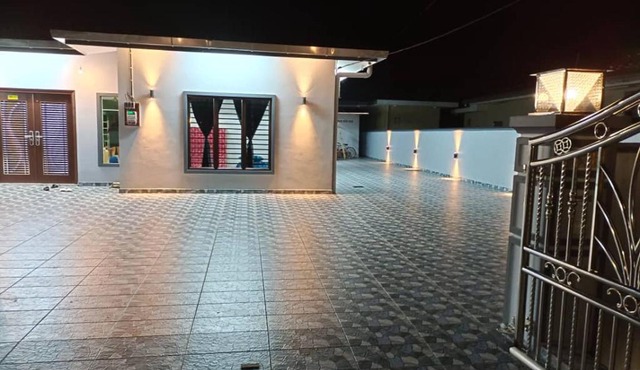 Pantai Dickson Stay 3838 with Private Pool