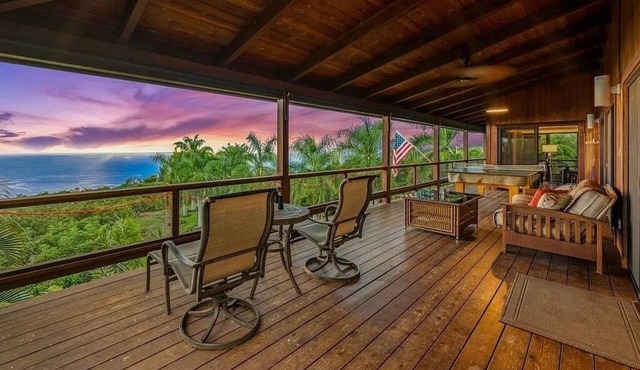Papa Belle 3.5 Acre Estate w/Pool, Spa, Epic Ocean Views, and Orchard