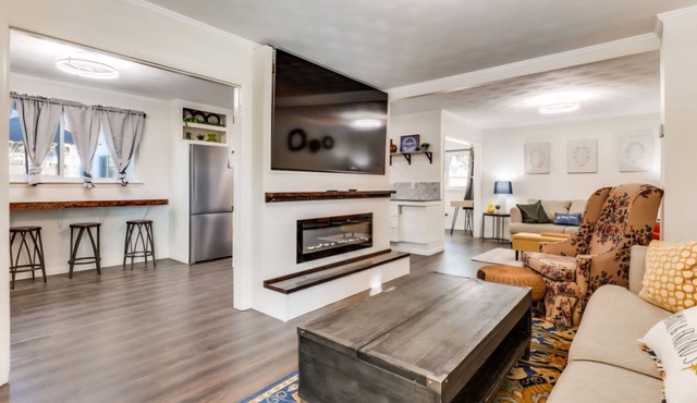 Papa's House - The Ultimate DFW Family Retreat - 4 Bedrooms/2 Baths