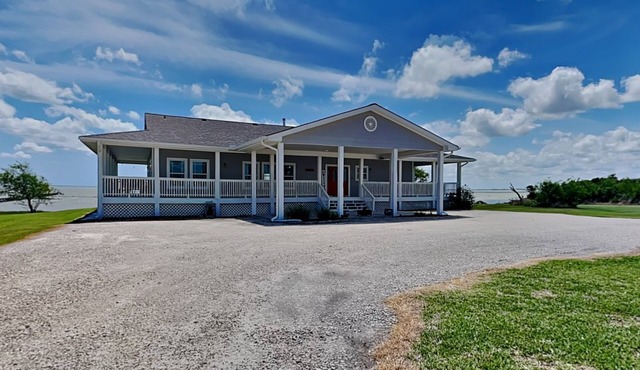 Papa's Place | Bayfront, Pet Friendly, Private Dock, Pool + Firepit!