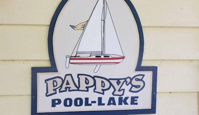 Pappy's Pool Lake: A 1650 sqft with Pier, Boat Ramp, Screened porch,Lakeside.