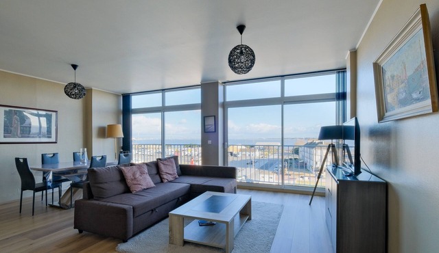 Paquebot - Appt vue port