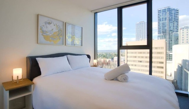 Paradise 2BR Apt in Rundle Mall