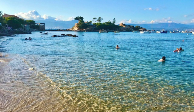 Paradise, 50 m from the beach on the Isolella peninsula.