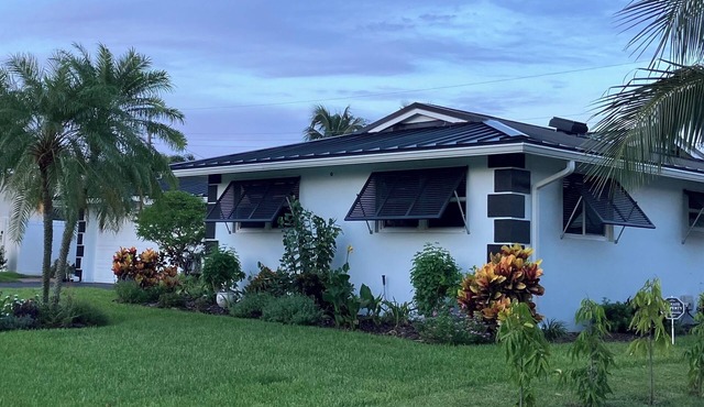 Paradise at Its' Best. Your Home Away From Home.Pets welcome & Tesla Charger