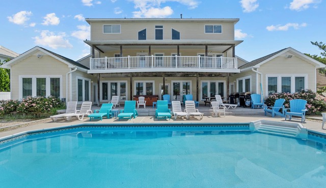 Paradise at Spinnaker! Semi-Oceanfront Plus Loft!