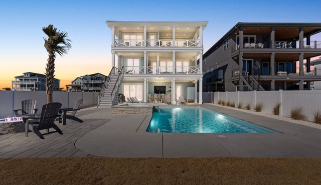 Paradise at the Pointe