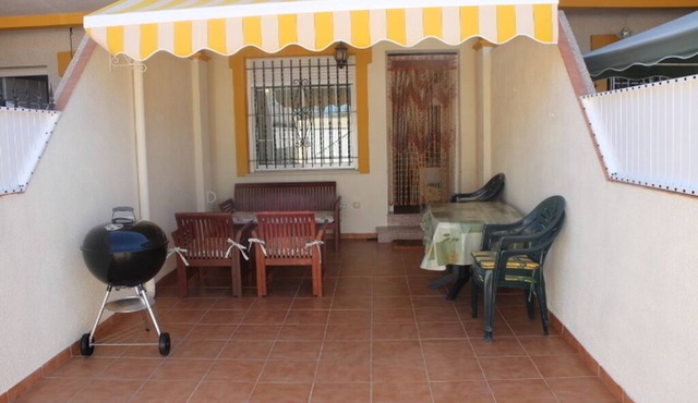 "Paradise Beautiful beach house swimming pool 2 bedroom 2 bathroom wifi English TV
