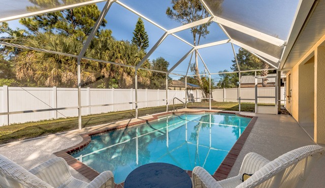 Paradise Bliss! Heated Pool, Boat Parking, Fenced Yard, Near Beaches!