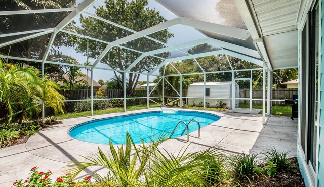 Paradise Bliss! Heated Pool, Near Boat Ramp, Beaches, & Golf Course,Wifi