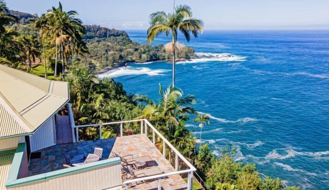 Paradise Bluff: Cliffside Home w/Gorgeous Ocean Views and Tropical Garden