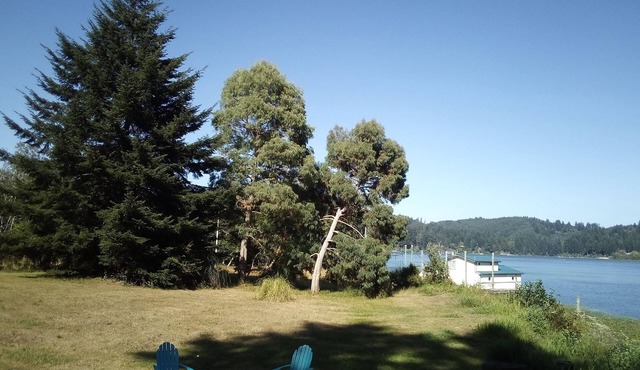 Paradise Cabin on Tenmile Lake