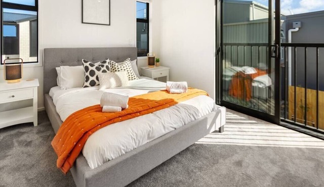 Paradise Called Home, 3 Bed, 2.5 Bath, Garage