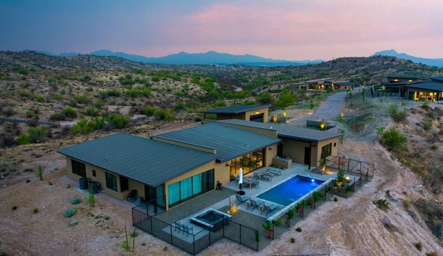 Paradise Canyon-Heated Pool-Mountain View-Estate 2
